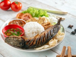 Bolehkah Konsumsi Ikan Lele yang Makan Kotoran Manusia?