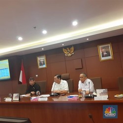 Luhut: Rupiah Bisa Di Bawah Rp 10.000/US$ di 2023!