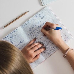 Aaryan, Bocah Jenius 'Kalkulator Manusia' Pecahkan 6 Rekor Matematika!