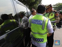 Tak Perlu Keluar Rumah, Ini 8 Cara Mudah Cek Pajak Motor Anda