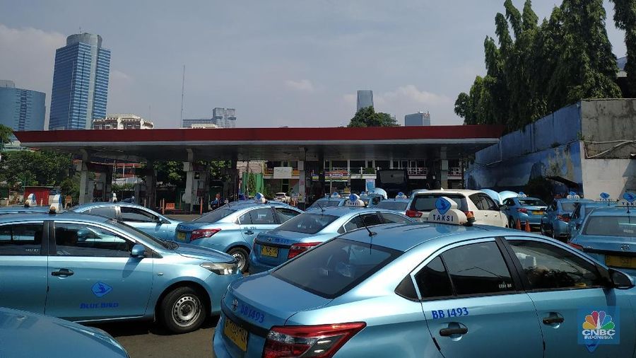 Suasana di Stasin Pengisisan Bahan Bakar Gas (BBG). (CNBC Indonesia/Rahajeng Kusumo Hastuti)