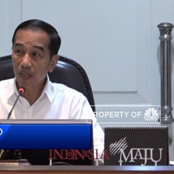Kesal Impor Baja Tinggi, Ini PR Luhut dari Jokowi