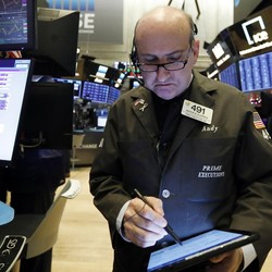 Dow Futures Menguat Ikuti Lonjakan Harga Minyak