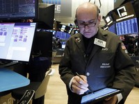 Trump Dimakzulkan, Wall Street Tetap Akan Menghijau Hari Ini