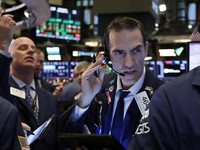 Wall Street Ditutup Melesat! Saham Disney & Boeing Terbang