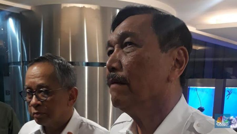 Menko Bidang Kemaritiman dan Investasi Luhut Binsar Pandjaitan (CNBC Indonesia/Ferry Sandi)
