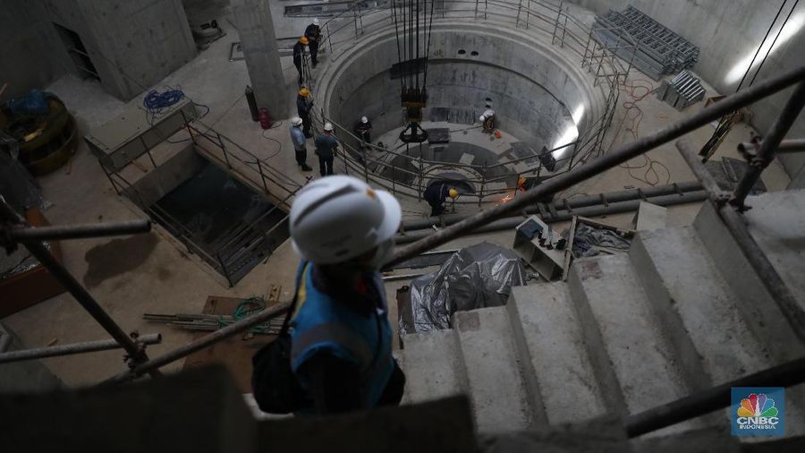 PLN Unit Induk Pembangunan Jawa Bagian Tengah 1 (UIP JBT 1) terus kebut pembangunan konstruksi pembangkit listrik dan jaringan transmisi di Regional.