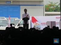 Ekspor 1 Juta Kendaraan, Jokowi: Caranya Enggak Mau Tahu!