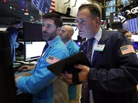 Lega! Hari Pertama 2020, Wall Street Kembali to The Moon
