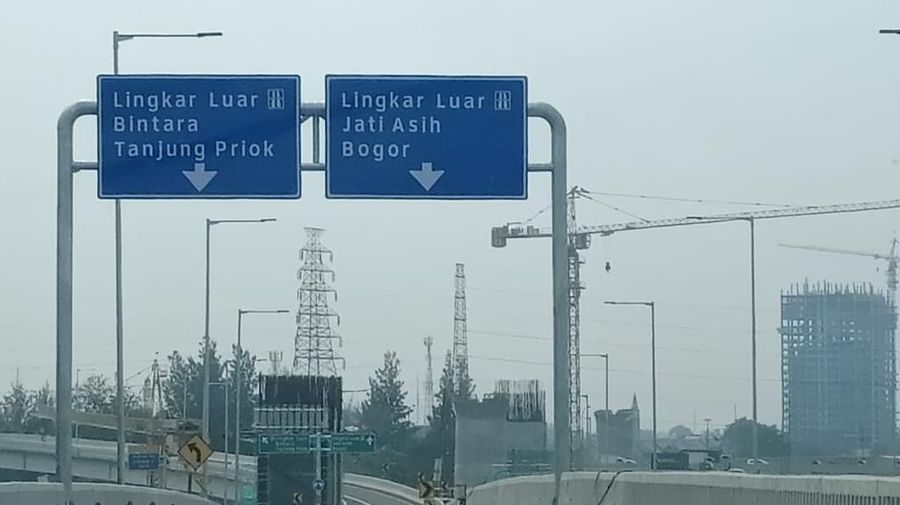 Tol Jakarta-Cikampek II (Elevated) atau Tol Japek Layang sudah bisa dilewati masyarakat mulai Minggu ini.