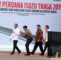 Saat Bos Astra Merasa 'Dicambuk' Jokowi soal Ekspor Mobil