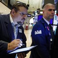 Antiklimaks Usai Reli 11%, Dow Futures Kini Cenderung Flat