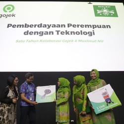 Gojek Wirausaha Latih Belasan Ribu UMKM Perempuan Naik Kelas