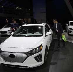 Hyundai: Pabrik Mobil Listrik di Bekasi Mulai Produksi 2022