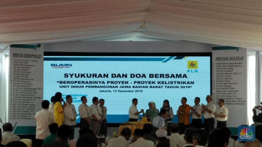 PT PLN Unit Induk Pembangunan Jawa Bagian Barat (JBB) telah menyelesaikan 42 proyek tahun ini dengan total investasi mencapai Rp 12,6 triliun.