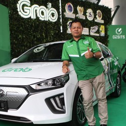 Segera Mengaspal, Ini Penampakan Motor & Mobil Listrik Grab