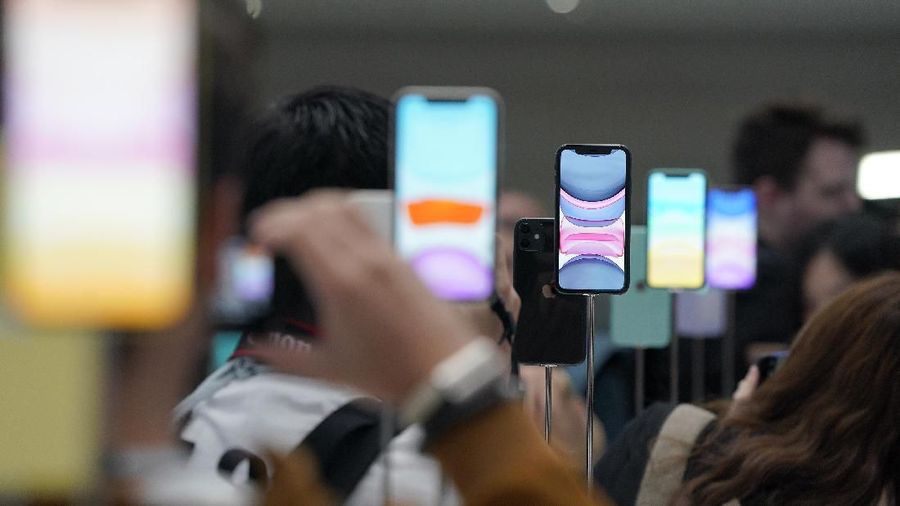 The new iPhone 11 Pro and Max was on display during an event to announce new products Tuesday, Sept. 10, 2019, in Cupertino, Calif. (AP Photo/Tony Avelar)