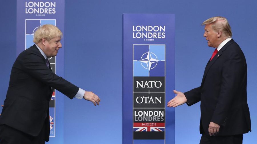Risiko Hard Brexit dan Pemakzulan Trump Jadi Sentimen Negatif