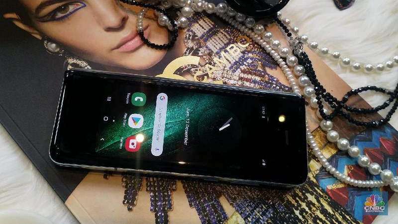 Galaxy Fold ditujukan bagi pengguna yang menginginkan ekslusifitas dan multi-tasking yang tinggi.