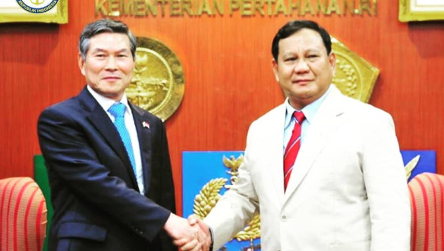 Menteri Pertahanan RI Letnan Jenderal TNI (Purn) Prabowo Subianto menerima kunjungan kehormatan Menhan Korea Selatan Jeong Kyeongdoo, Kamis (12/12/2019).
