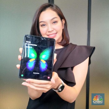 Penampakan Ponsel Sultan Samsung Galaxy Fold Rp 30 Jutaan