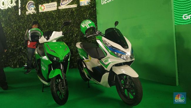 Bukan Cuma Mobil Listrik Grab  Juga Luncurkan Motor Listrik 