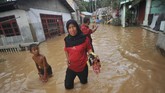 Sejauh ini BPBD sedang menghitung angka kerugian akibat musibah tersebut. (ANTARA FOTO/Iggoy el Fitra/nz)