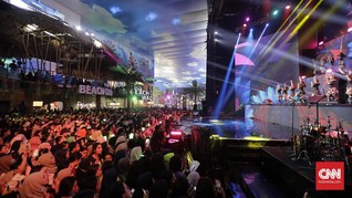 Dendang Pesohor Dangdut Warnai Malam Puncak HUT 18 Transmedia