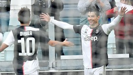 5 Instagram Pesepakbola yang Diikuti Ronaldo, Messi Tak Ada