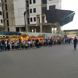 Demi EXO di HUT Transmedia, Fans Antre Mengular Semalaman!