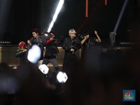 Aksi Panggung EXO, Bikin Gempar HUT ke-18 Transmedia!