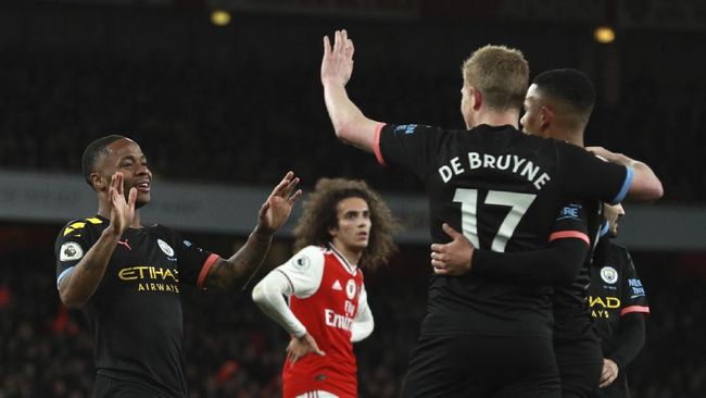 Man City Unggul 3-0 atas Arsenal di Babak Pertama