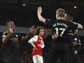 Man City Unggul 3-0 atas Arsenal di Babak Pertama
