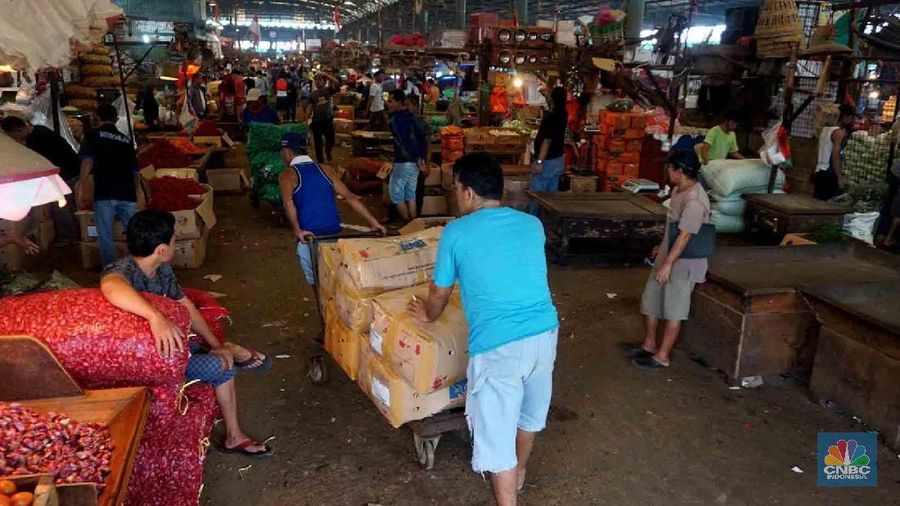 Jelang Natal 2019 dan Tahun Baru 2020, harga bawang merah di pasar DKI Jakarta mencapai puncak tertinggi di Desember 2019 pada Senin (16/12/2019)