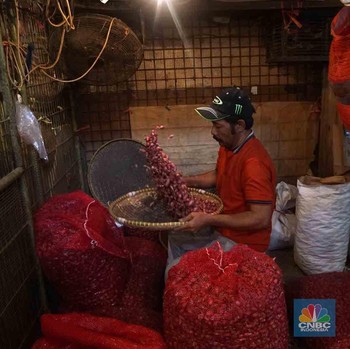 Jelang Natal dan Tahun Baru, Harga Bahan Pokok Melesat Naik