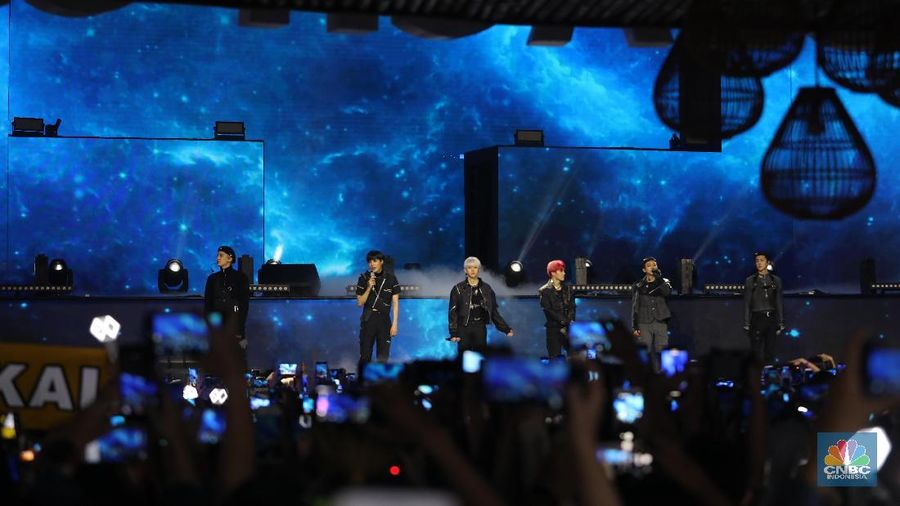 Terima Kasih EXO jadi trend di twitter usai penampilan boyband tersebut di HUT 18 Transmedia