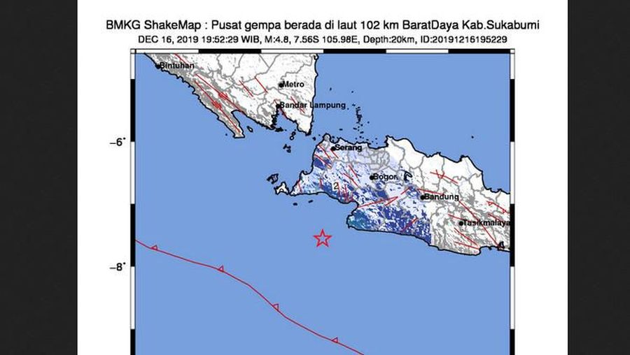 BMKG baru saja merilis gempa sebesar Magnitudo 4,8. Pusat gempa berada di laut 102 km Barat Daya, Kabupaten Sukabumi.