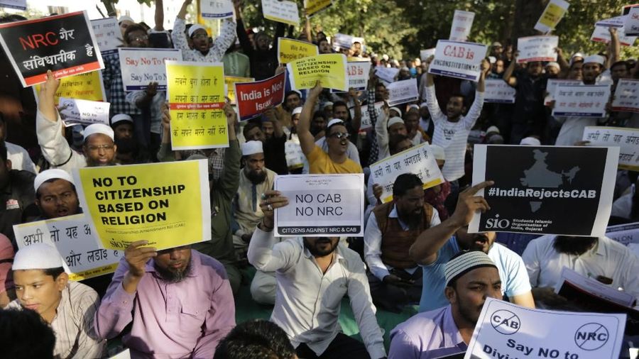 Ribuan rakyat India masih melakukan demonstarasi anti pemerintah. Bahkan demonstrasi terus terjadi hingga lima hari terakhir.