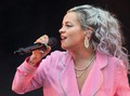 Lily Allen Hapus Twitter Usai Kaitkan PM Inggris dan Rasisme
