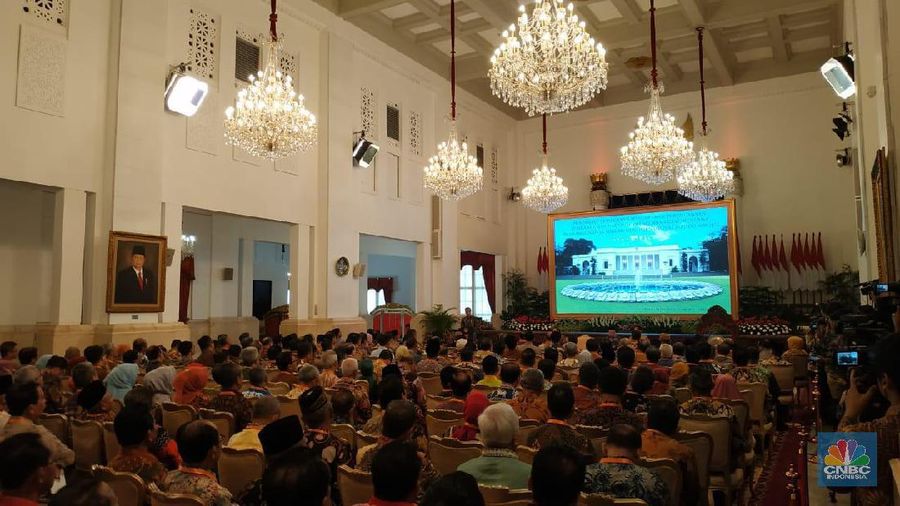 Demikian dikatakan Jokowi dalam pembukaan Musrenbangnas RPJMN 2020-2024 di Istana Negara, Kompleks Istana Kepresidenan, Jakarta, Senin (16/12/2019).