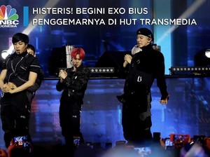 Histeris! Begini EXO Bius Penggemarnya di HUT Transmedia