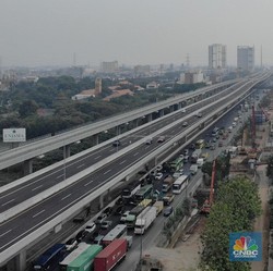 Baru Dibuka, Tol Japek II Kok Malah Ditutup?
