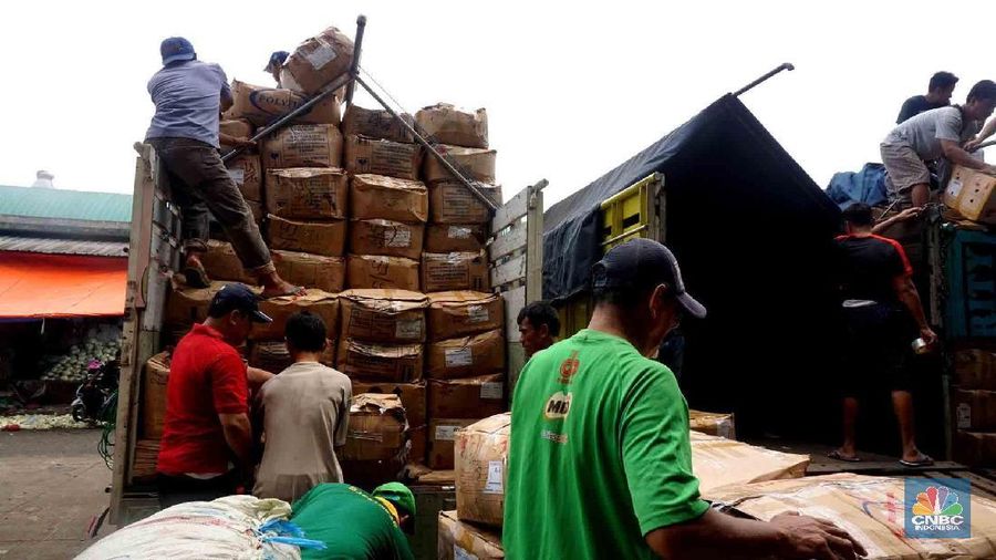 Jelang Natal 2019 dan Tahun Baru 2020, harga bawang merah di pasar DKI Jakarta mencapai puncak tertinggi di Desember 2019 pada Senin (16/12/2019)