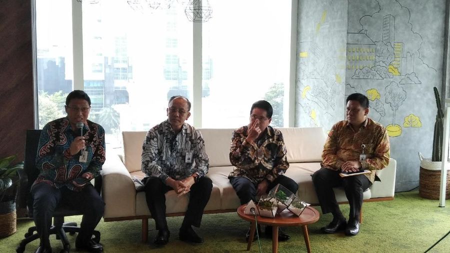 PT Bank Mandiri Tbk (BMRI) menutup sebanyak 448 kantor cabang dan cabang mikro selama 9 bulan pertama 2019, seiring dengan peningkatan digital banking.