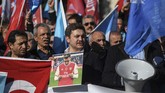 Pernyataan Mesut Ozil yang mendukung muslim Uighur membuat stasiun televisi China CCTV memutuskan untuk tidak menyiarkan pertandingan Arsenal vs Man City sebagai bentuk protes. (Ozan KOSE / AFP)