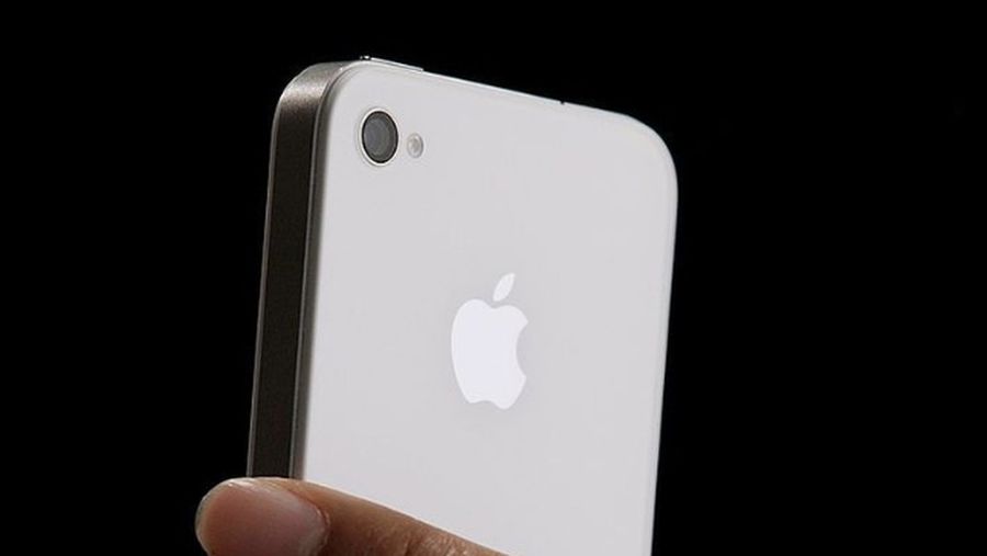 Apple iPhone 4 (2010).(Detiknet)