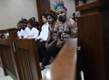 Hakim Tunda Sidang karena Aktivis Papua Berkeras Pakai Koteka