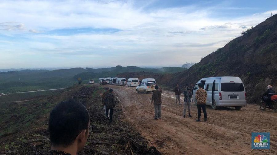 Presiden Jokowi bersama sejumlah menteri Selasa (17/12/2019) berada di Kalimantan Timur untuk meninjau titik pusat lokasi Ibu Kota baru.