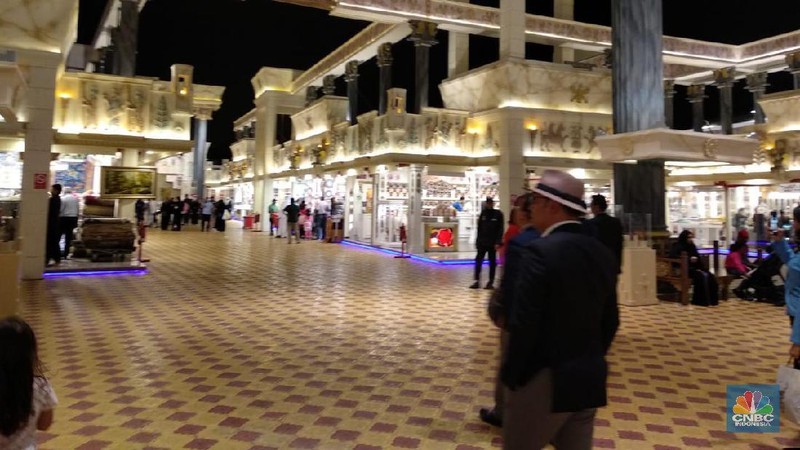 Bangun Kota Rebana, Gubernur Jawa Barat Ridwan Kamil melakukan road show ke Dubai untuk mencari investor kakap.