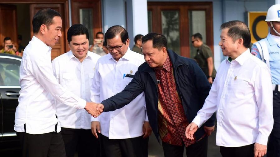 Presiden Joko Widodo (Jokowi) bersama sejumlah menteri Kabinet Indonesia Maju hari ini, Selasa (17/12/2019), mengunjungi Kaltim.